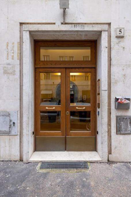 Hospitalityrome Casa Veronica ภายนอก รูปภาพ